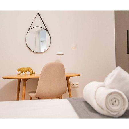 אתונה O&O Group - Eclectic Chic Thissio Apartment מראה חיצוני תמונה